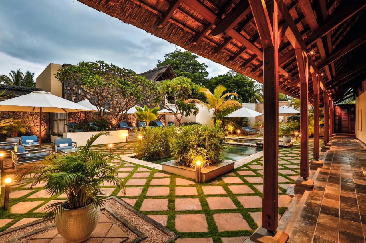 Constance Belle Mare Plage Εξωτερικό φωτογραφία The resort's main lobby