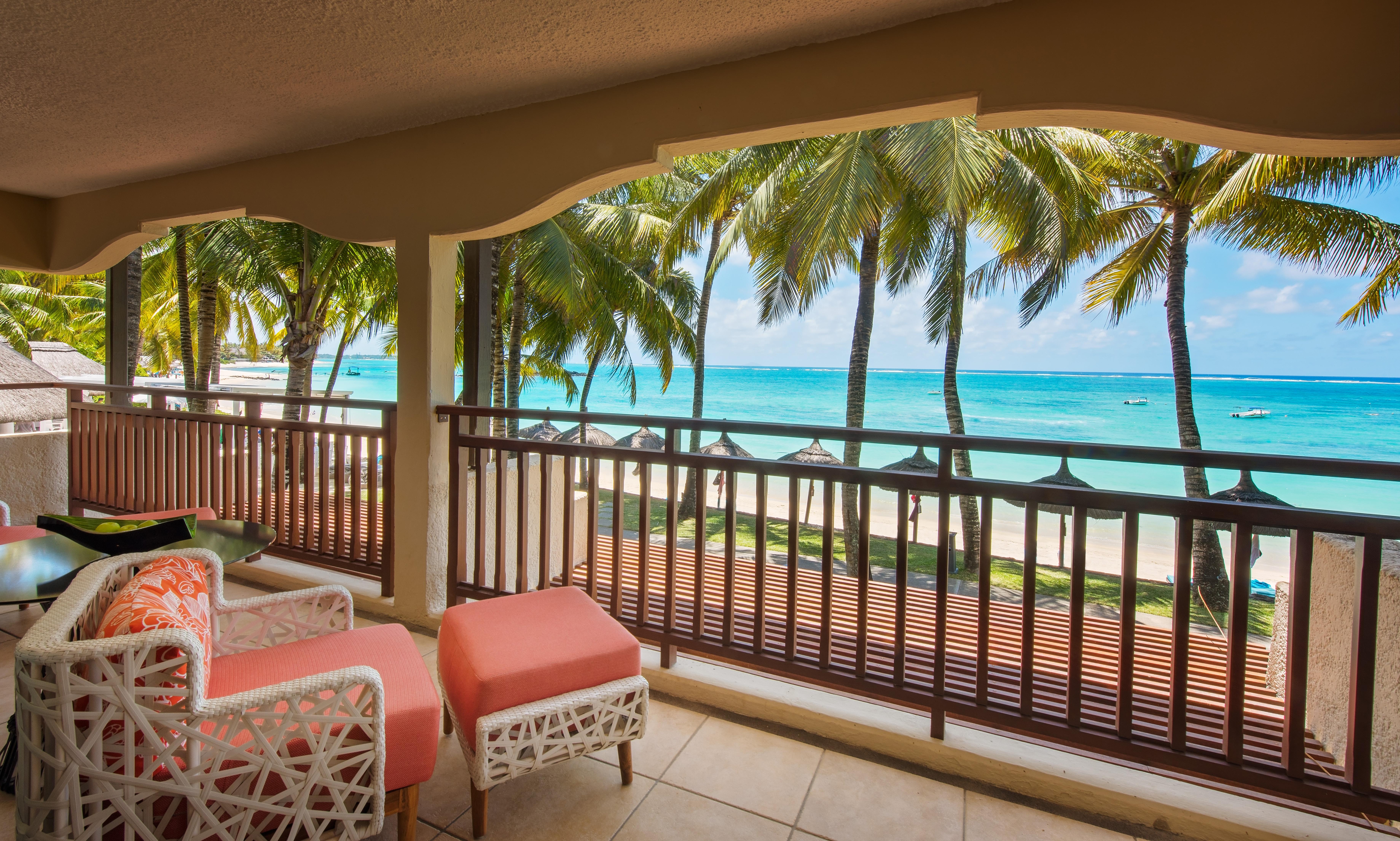 Constance Belle Mare Plage Εξωτερικό φωτογραφία View from a suite at the Hilton La Romana
